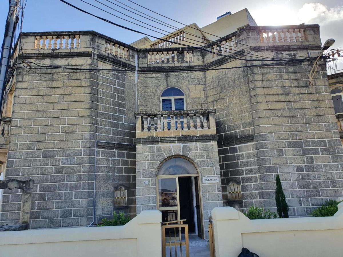Oleander Butts Inn Żebbuġ Exterior foto